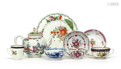 A group of English porcelain teawares 2nd half 18th century, including a Worcester teapot and