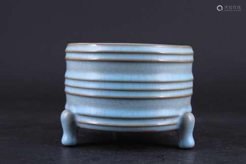 Chinese Song Porcelain Ruyao Brush Pot