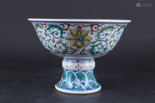 Chinese Qing Porcelain DouCai Handle Cup