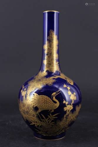 Chinese Qing Porcelain Blue Glaze Gold Vase