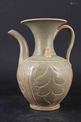 Chinese Song Porcelain Yuezhouyao Teapot