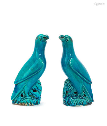 Qing Dynasty A pair of turquoise-glazed models of parrots