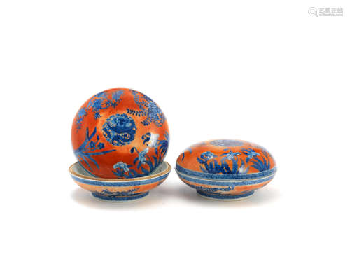 Kangxi An unusual pair of iron red-ground blue and white boxes and covers