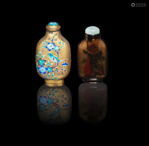 Qing Dynasty A gilt-copper and enamel snuff bottle and stopper