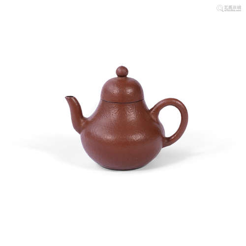 Siting impressed mark, Qing Dynasty A Siting-type Yixing teapot and cover