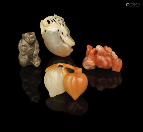 Qing Dynasty and possibly earlier A group of agate and jade carvings