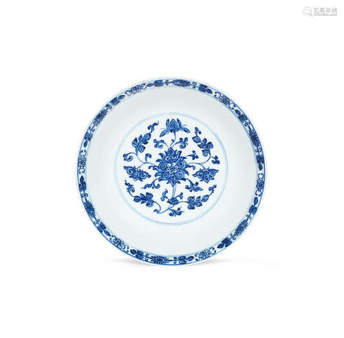 Three-character mark, 18th century A blue and white floral saucer dish