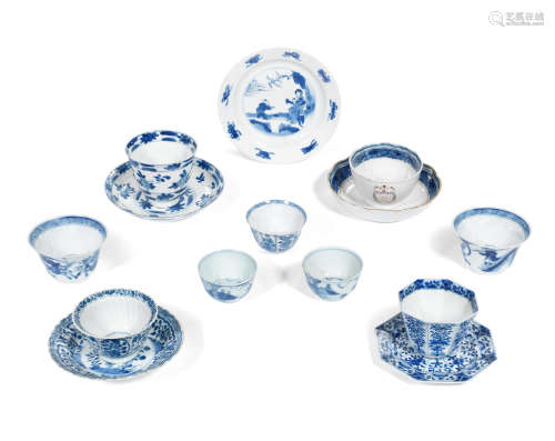 Kangxi to Qianlong A quantity of blue and white tea bowls and saucers