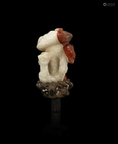 18th/19th century A CARNELIAN AGATE 'LINGZHI' FINIAL CARVING