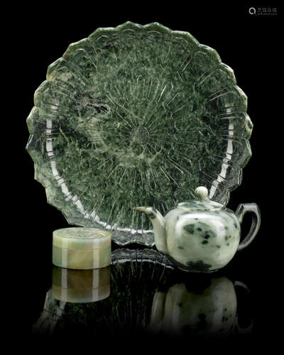 Qing Dynasty A group of jadeite and hardstone objects