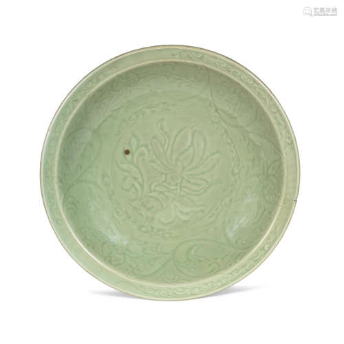 14th century A Longquan celadon-glazed charger