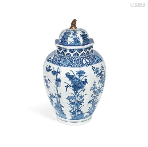 18th century An Arita blue and white octagonal jar and cover