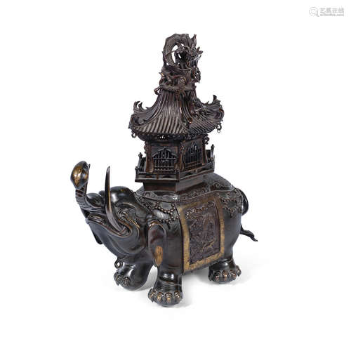 19th century A bronze elephant-form incense burner and cover