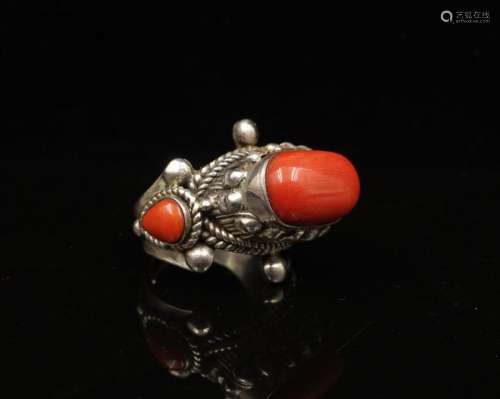 CHINESE CORAL ON SILVER RING