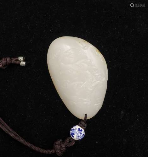 CHINESE WHITE JADE CARVED PEBBLE PENDANT