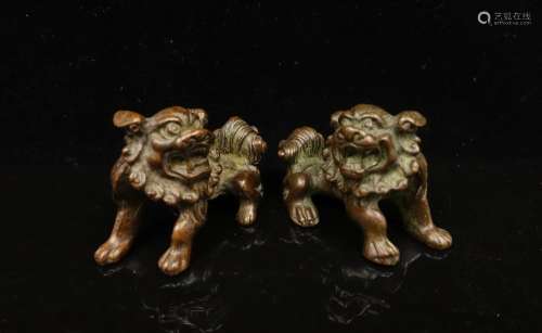CHINESE PAIR OF BRONZE FOOLIONS