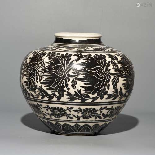 CHINESE BLACK GLAZED PORCELAIN JAR