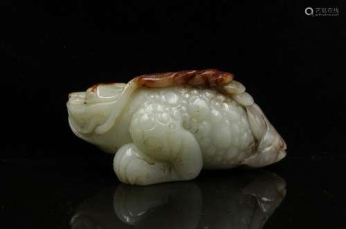 CHINESE CELADON JADE CARVED TOAD