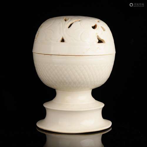 CHINESE BLANC DE CHINE PORCELAIN CENSER