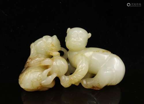 CHINESE JADE CARVED BOY WITH FOOLION