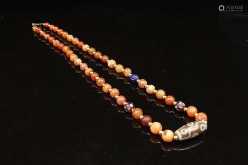 CHINESE DZI BEAD W/ AGATE NECKLACE