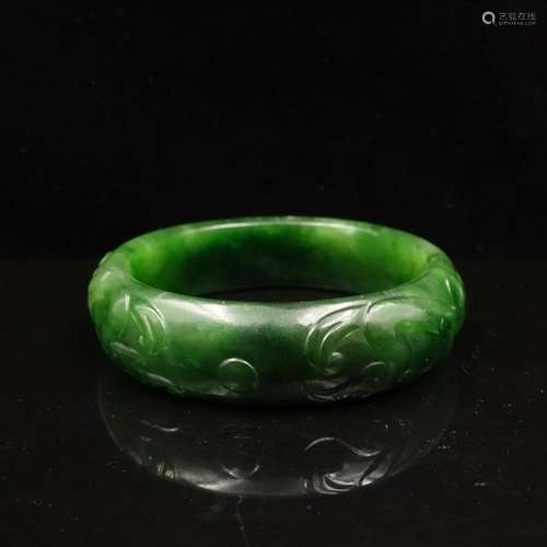 CHINESE SPINACH JADE BANGLE