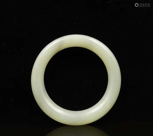 CHINESE WHITE JADE BANGLE