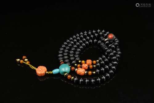 CHINESE AGATE AND CORAL PRAYER NECKLACE
