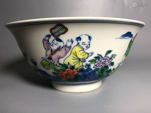 17-19TH CENTURY, A PLAYING BABY PATTERN BOWL, QING DYNASTY