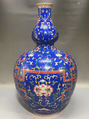 17-19 CENTURY, A PAIR OF BLUE GLAZED OCEAN COLOUR GROUND SHAPED BOTTLE, QING DYNASTY
