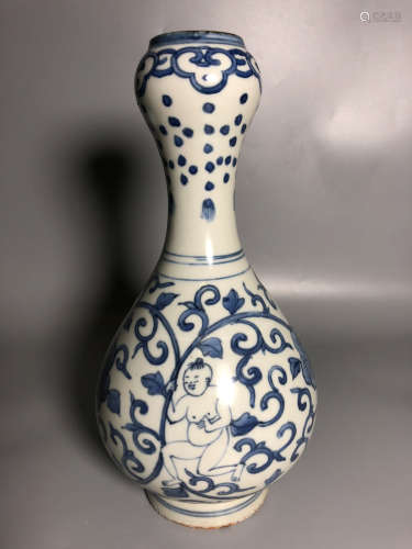 14TH-16TH CENTURY, A BLUE & WHITE GARLIC-HEAD-SHAPED VASE , MING DYNASTY