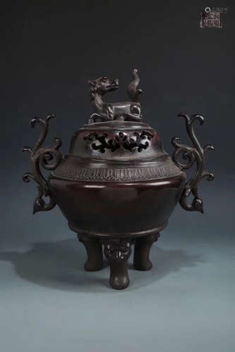 14-16TH CENTURY, A BRONZE DOUBLE-EAR THREE FEET INCENSE BURNER, MING DYNASTY