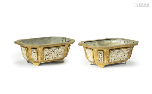 Mid-Qing Dynasty A pair of jade-mounted gilt-bronze jardinières