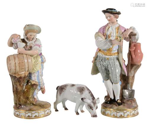 A Meissen model of a gardener after Acier and other items