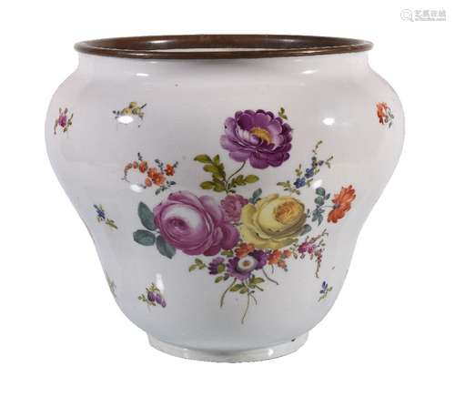 A Dresden porcelain jardinière