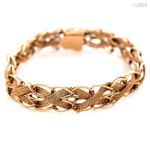 14k Yellow Gold Bracelet.