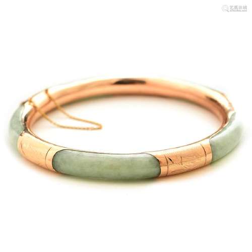 Jade, 14k Yellow Gold Bracelet.