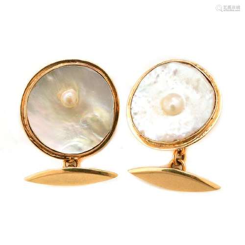 Pair of Gent's Blister Pearl, 18k Yellow Gold