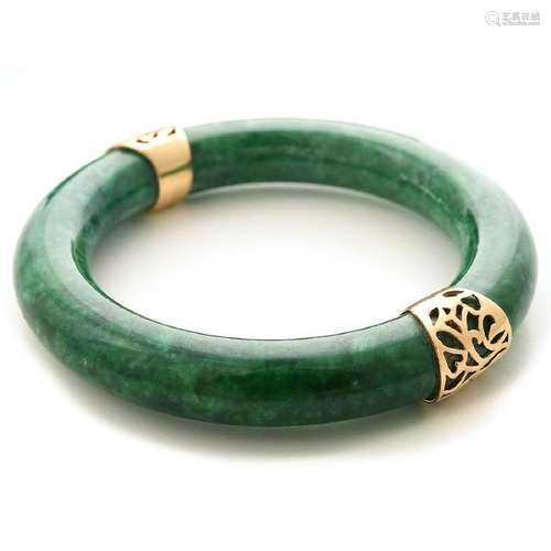 Jade, 18k Yellow Gold Bracelet.