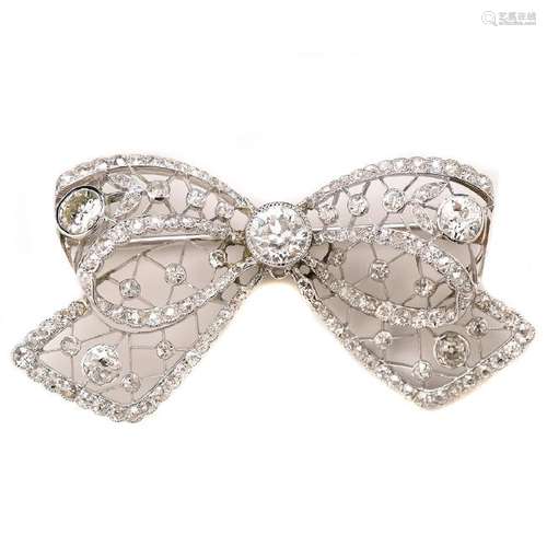 Edwardian Diamond, Platinum Bow Brooch.