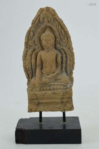 16TH C. THAI TERA COTTA SEATED BUDDHA PLAQUE