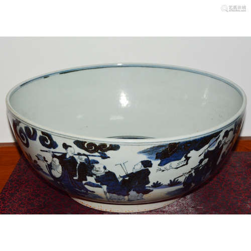 CHINESE BLUE AND WHITE PORCELAIN BOWL