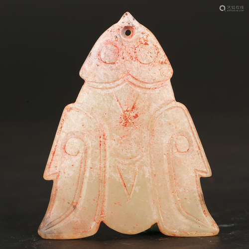 CHINESE ARCHAIC JADE PENDANT