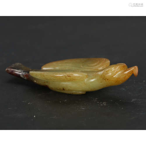 CHINESE ARCHAIC JADE CARVED BIRD