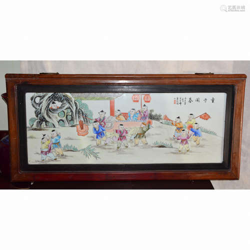 CHINESE FAMILLE ROSE PORCELAIN WALL PANEL