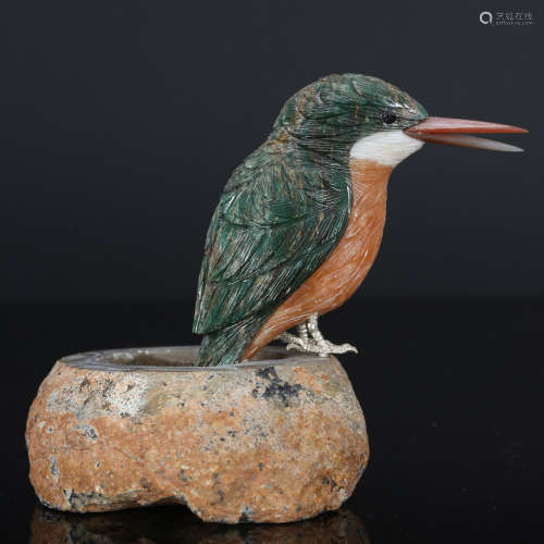 CHINESE CRYSTAL CARVED KINGFISHER