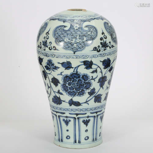 CHINESE BLUE AND WHITE MEIPING VASE