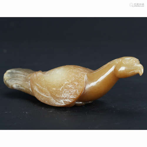 CHINESE ARCHAIC JADE CARVED BIRD