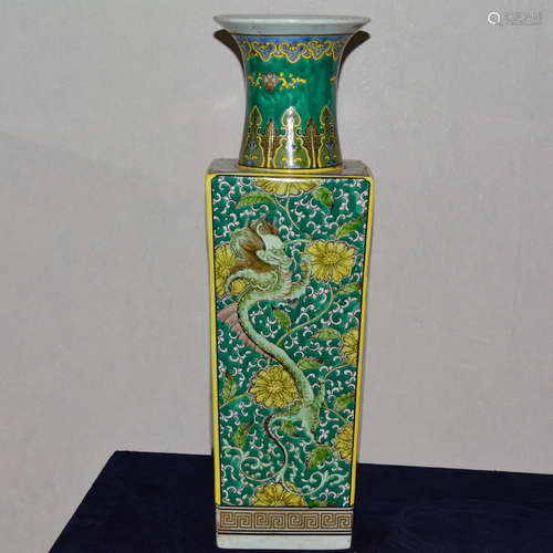 CHINESE GREEN AND YELLOW GLAZED DRAGON VASE