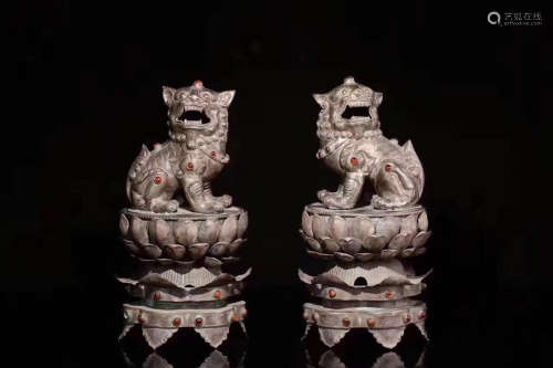 PAIR OF SILVER MOLDED LION SHAPED CENSERS